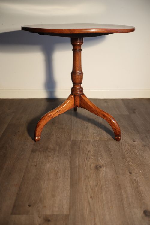 ANTIQUE MAHOGANY TRIPOD TABLE - ADDITIONAL PHOTO 6
