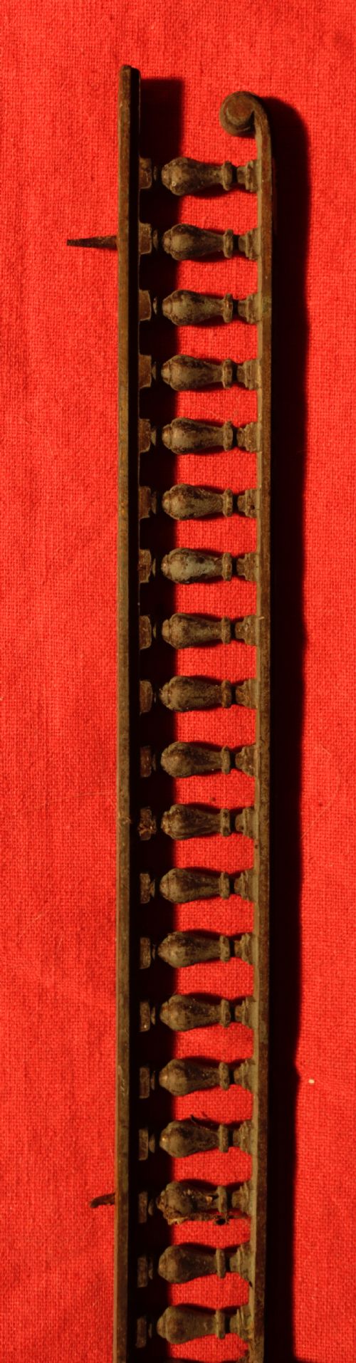 ANTIQUE BRASS GALLERY - ADDITIONAL PHOTO 2