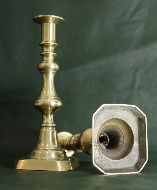 ANTIQUE PAIR BRASS CANDLESTICKS HAVING TEAR DROP COLUMNS - ADDITIONAL PHOTO 1
