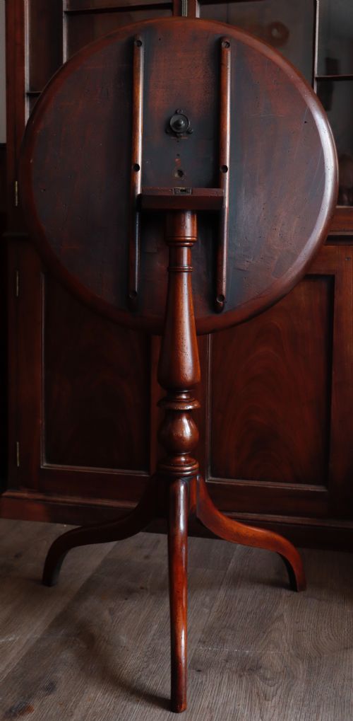 ANTIQUE TRIPOD TABLE - ADDITIONAL PHOTO 1