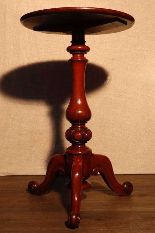 ANTIQUE TRIPOD TABLE - ADDITIONAL PHOTO 5