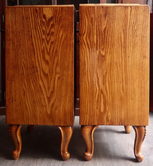 ANTIQUE PAIR OF CUPBOARDS - ADDITIONAL PHOTO 5