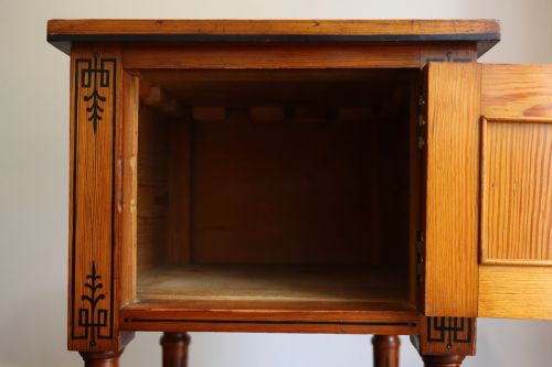 CUPBOARD WITH FINE DECORATION - ADDITIONAL PHOTO 2