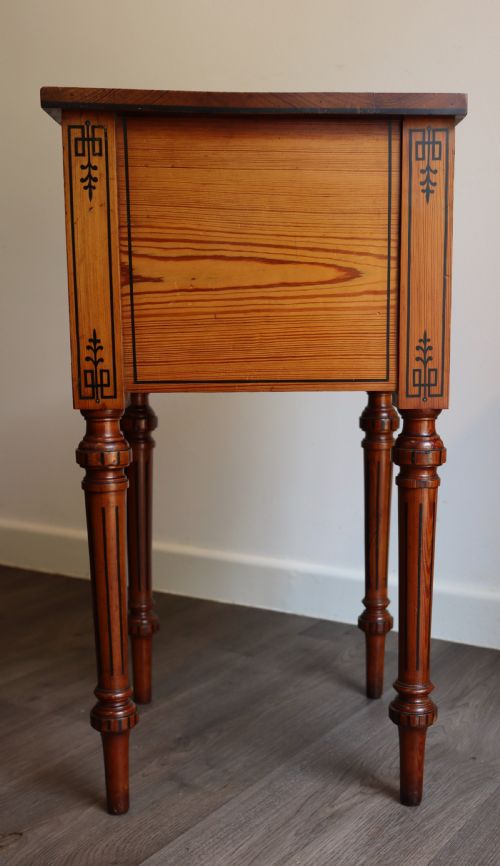 CUPBOARD WITH FINE DECORATION - ADDITIONAL PHOTO 3