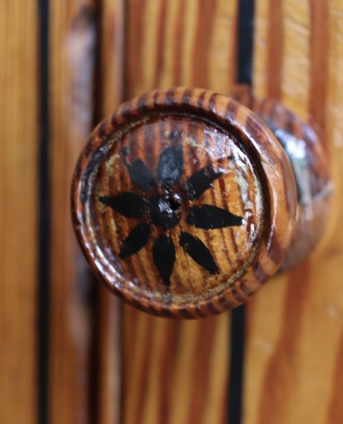 CUPBOARD WITH FINE DECORATION - ADDITIONAL PHOTO 7