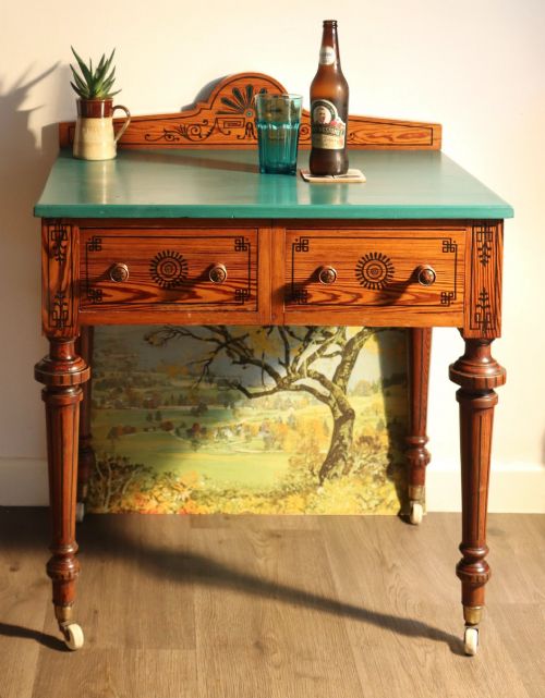 SIDE TABLE - ADDITIONAL PHOTO 5