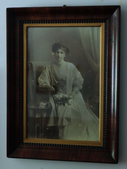 PHOTOGRAPHY - ADDITIONAL PHOTO 1