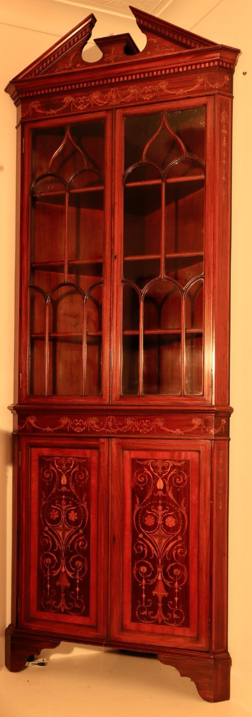 CORNER CUPBOARD