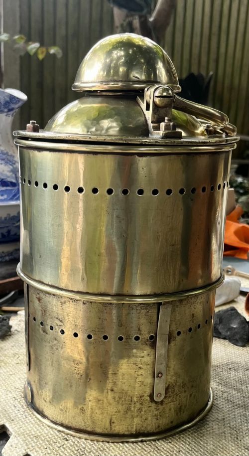 BRASS LAMP - ADDITIONAL PHOTO 1