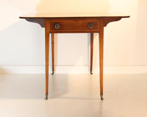 PEBROKE TABLE - ADDITIONAL PHOTO 3