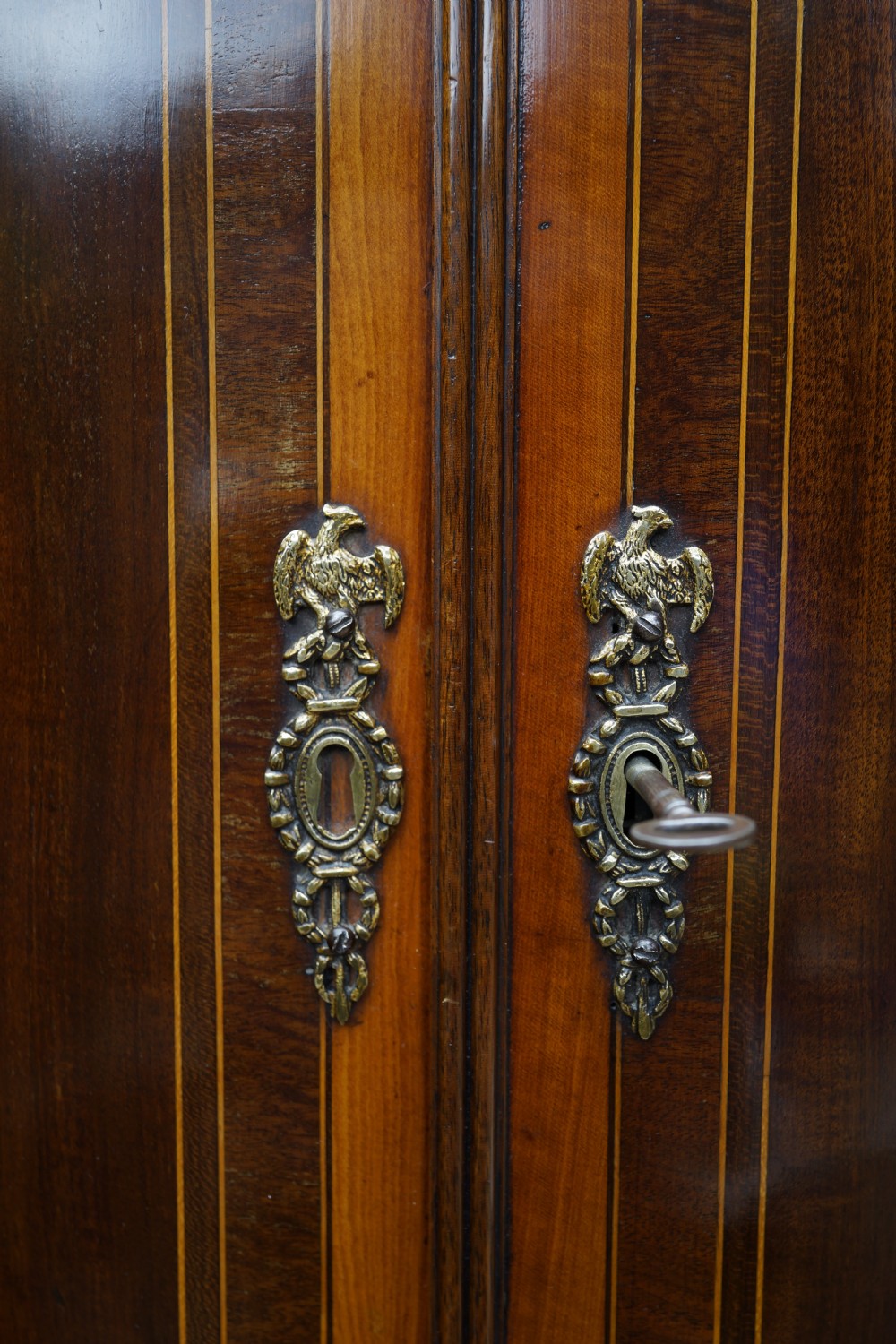 1790's Mahogany inlaid Sheraton bow fronted collector’s corner cupboard View IX
