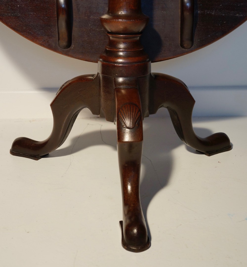 1770s Georgian mahogany tripod table. View IV