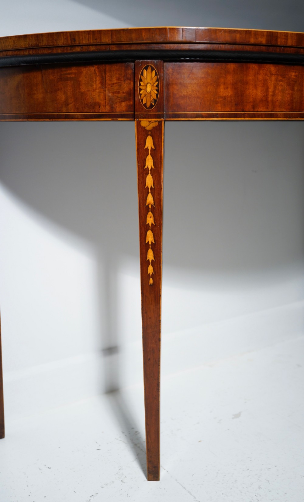 Fine period 1790s card table with original decoration View VII