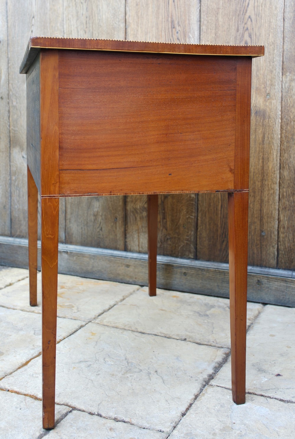 Late Georgian small compact five drawer mahogany and inlaid kneehole side table  View V