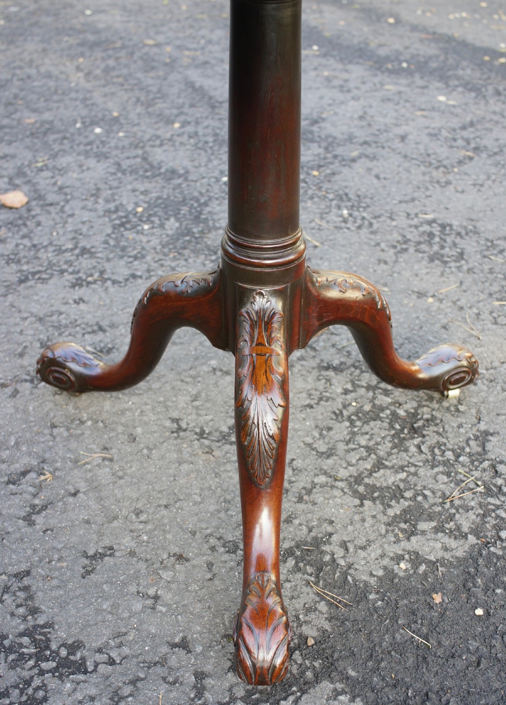 Georgian solid mahogany tripod table with one-piece top W92cm x D92cm View IV