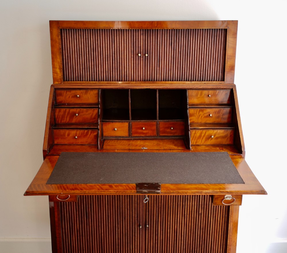 Satinwood Bureau 1820s View IV
