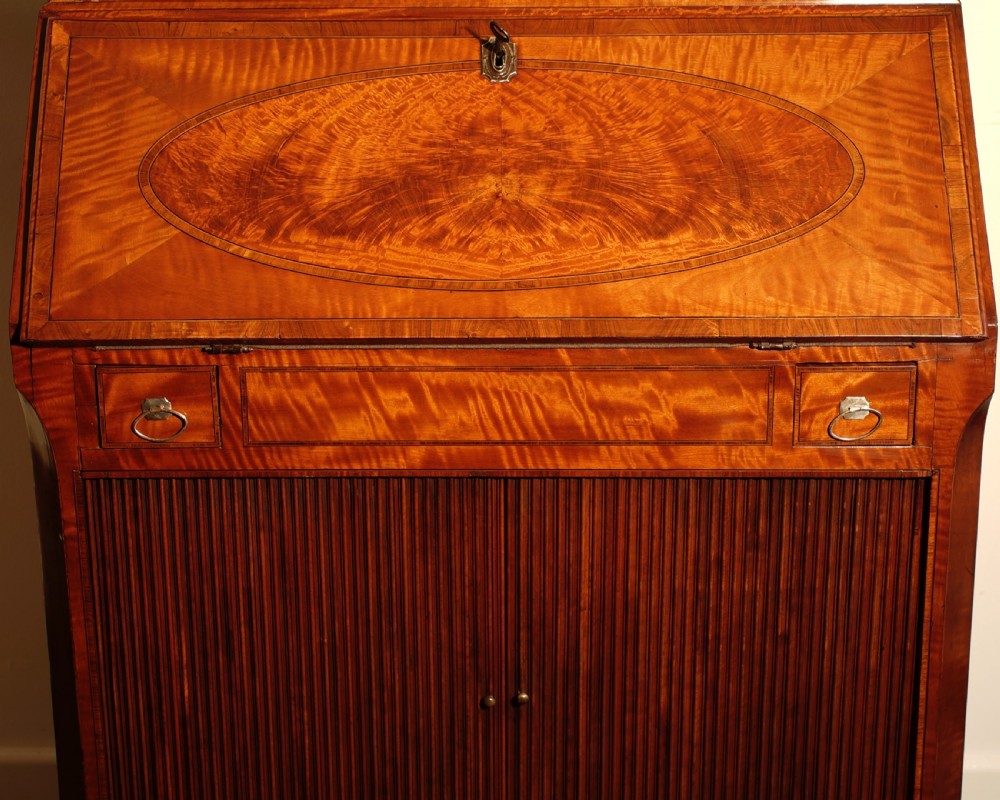 Satinwood Bureau 1820s View VII
