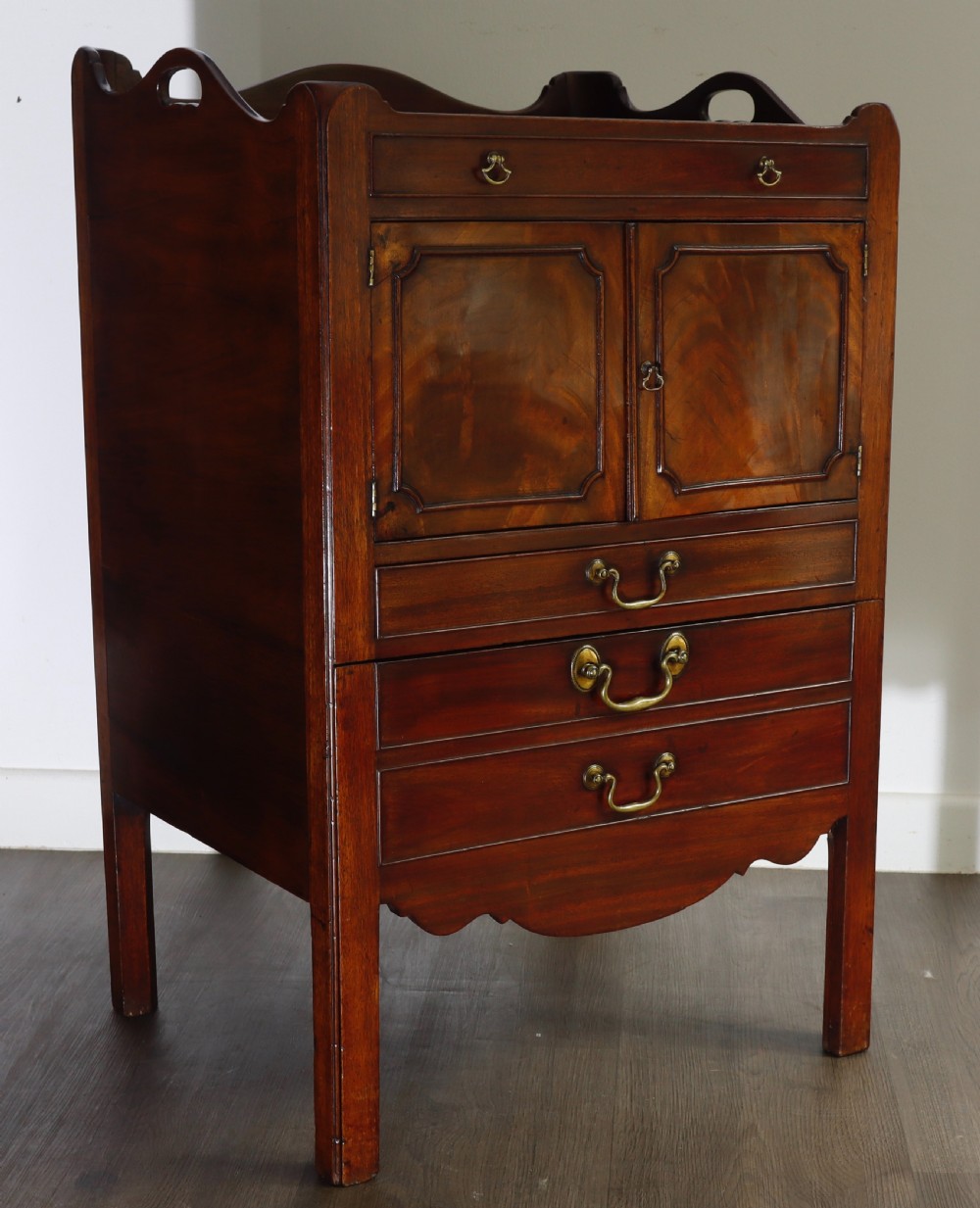 A George III mahogany tray-top bedside commode  View VII