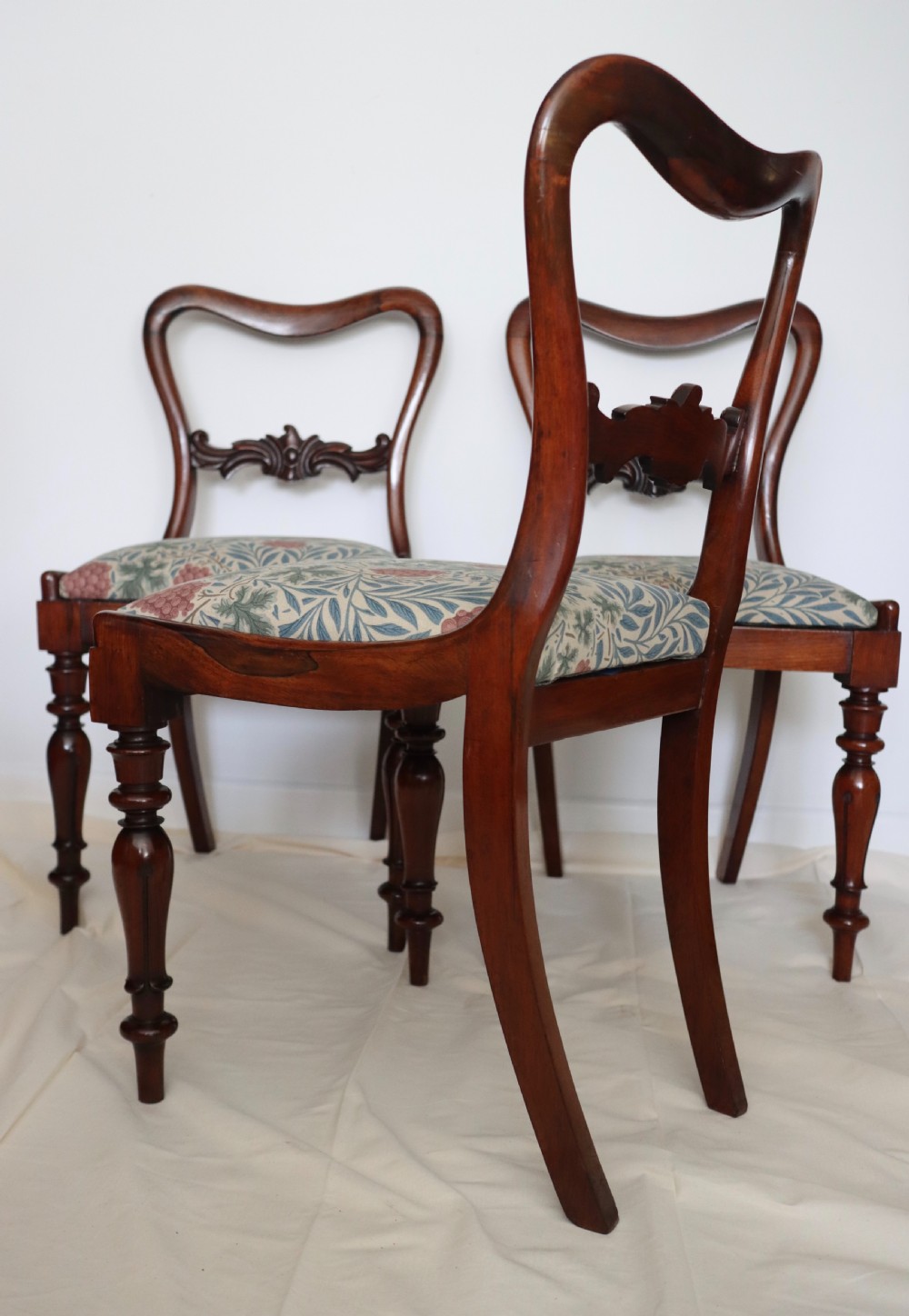 Antique Set of four early Victorian solid Rosewood dining chairs of good colour View IV