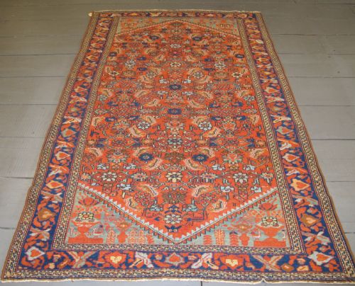 FINE ANTIQUE WEST PERSIAN RUG 205M X 132M 6'9 X 4'3
