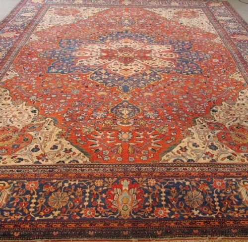 Fine Persian Carpet, 3.95m X 3.05m, Late 19th Century