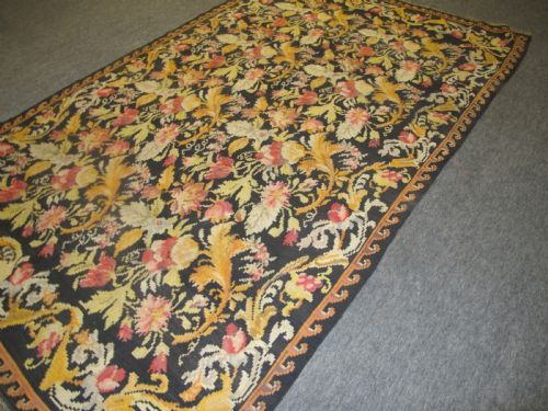 Moldovan Kilim, Early 20th Century 2.80m X 1.70m (9ft 2inches X 5ft 6inches)