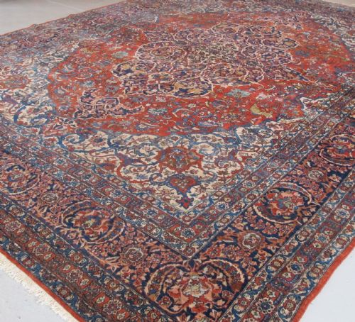 EXCEPTIONAL PERSIAN ISFAHAN CARPET CIRCA 1900 416M X 310M - ADDITIONAL PHOTO 6