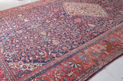 EXCEPTIONAL PALACE SIZE ANTIQUE SULTANABAD CARPET CIRCA 1880 565M X 390M - ADDITIONAL PHOTO 4
