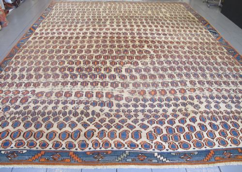 Bakshaish Carpet, North-west Persia, 4.15m X 3.30m