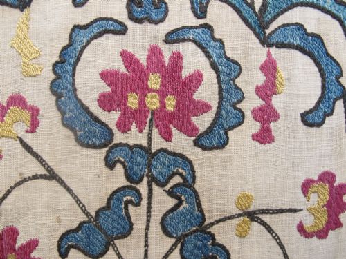 SILK EMBROIDERED SUZANI 270M X 160M - ADDITIONAL PHOTO 3