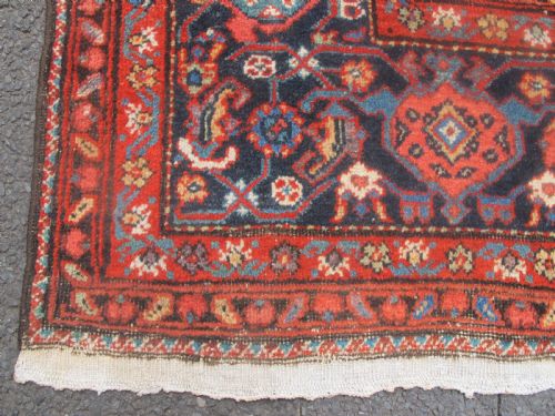 FEREGHAN CARPET WITH PLAIN FIELD PERSIA CIRCA 1880 393M X 289M 12' 11 X 9' 6 - ADDITIONAL PHOTO 3