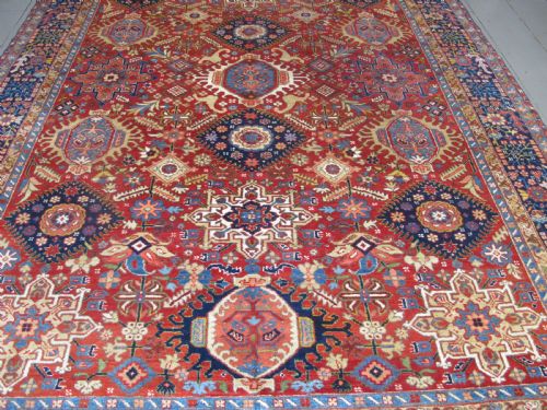 FINE KARAJA CARPET NORTHWEST PERSIA LATE 19TH CENTURY 316M X 245M - ADDITIONAL PHOTO 2
