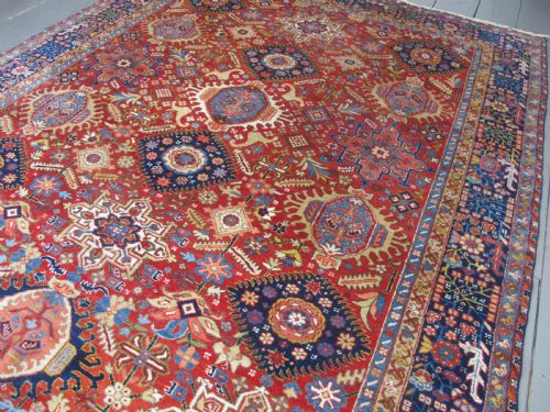 FINE KARAJA CARPET NORTHWEST PERSIA LATE 19TH CENTURY 316M X 245M - ADDITIONAL PHOTO 3