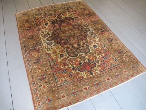 FINE PERSIAN ISFAHAN RUG CIRCA 1910 192M X 141M - ADDITIONAL PHOTO 1