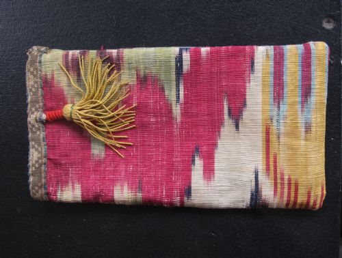 DOUBLESIDED SILK IKAT PURSE 19CM X 10CM - ADDITIONAL PHOTO 7