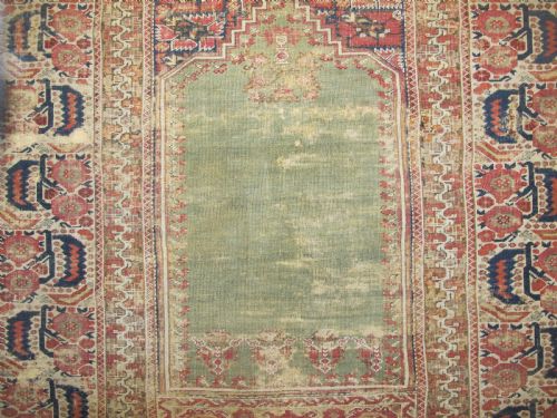 GHIORDES PRAYER RUG WESTERN TURKEY 18TH CENTURY 190M X 130M - ADDITIONAL PHOTO 1