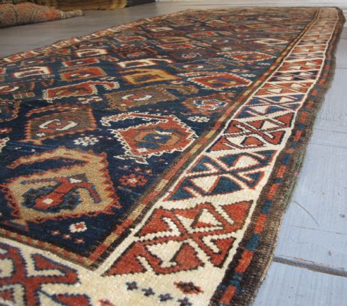 NORTHWEST PERSIAN TRIBAL RUG CIRCA 1880 274M X 111M - ADDITIONAL PHOTO 1