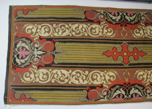 FINE EUROPEAN WOOL AND METAL THREAD TAPESTRY PANEL 332M X 096M - ADDITIONAL PHOTO 1