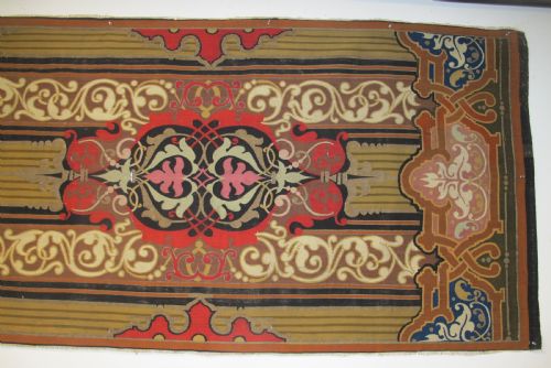 FINE EUROPEAN WOOL AND METAL THREAD TAPESTRY PANEL 332M X 096M - ADDITIONAL PHOTO 3