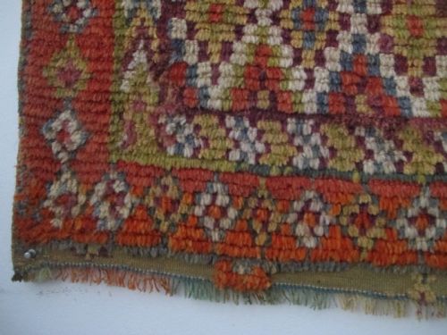 GLAOUI RUG HIGH ATLAS MOUNTAINS CIRCA 1900 155M X 134M - ADDITIONAL PHOTO 10