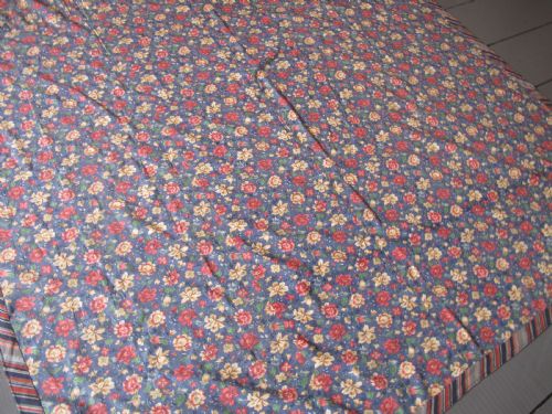 LARGE SILK IKAT HANGING UZBEKISTAN CIRCA 1900 202M X 183M - ADDITIONAL PHOTO 4