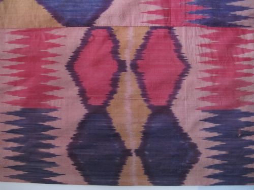 LARGE SILK IKAT PANEL UZBEKISTAN CIRCA 1900 176M X 243M - ADDITIONAL PHOTO 10
