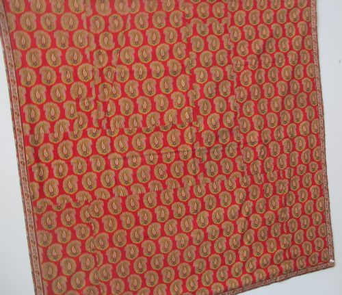 INDIAN BLOCKPRINT PANEL END OF THE 19TH CENTURY 85CM X 85CM - ADDITIONAL PHOTO 6