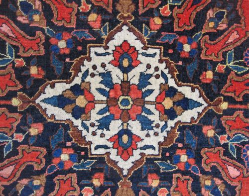 FINE BAKHTIAR RUG PERSIA CIRCA 1890 222M X 155M - ADDITIONAL PHOTO 2