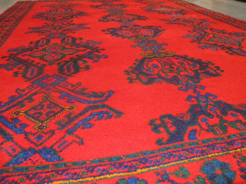 Turkey Carpet, 3.05m x 2.35m.