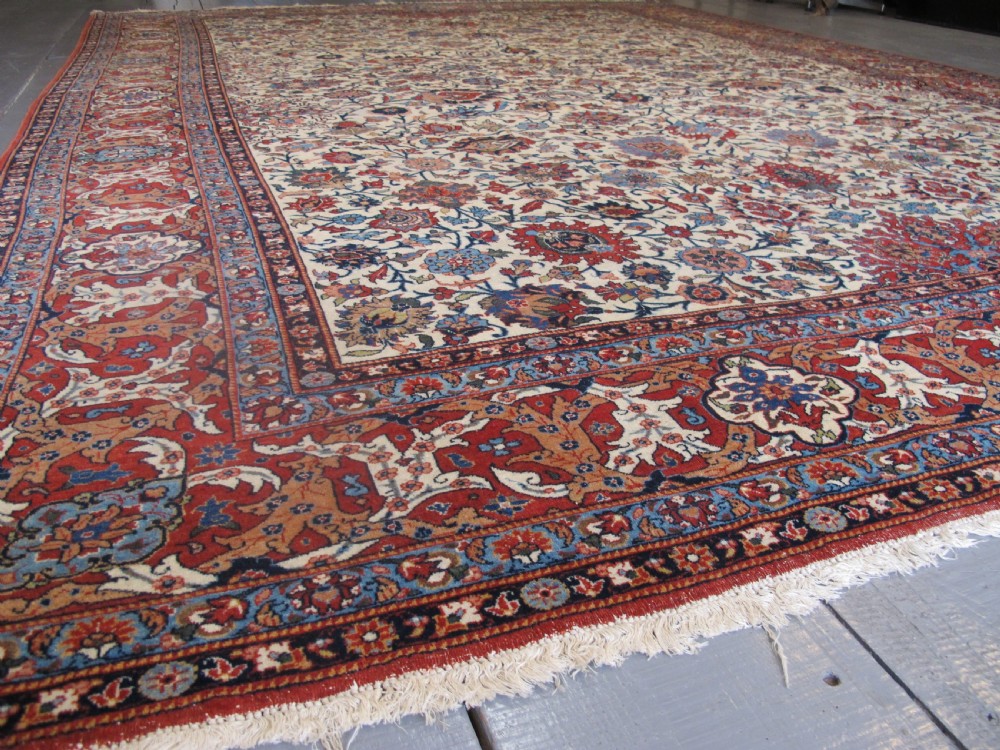 Fine Keshan Carpet, Persia, 3.70m x 2.70m