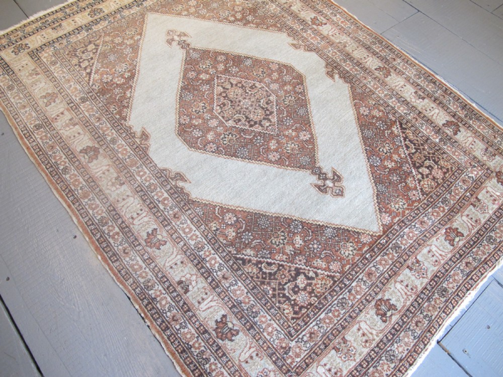 Pale Tabriz Rug, Persia, circa 1900, 1.69m x 1.24m (5'6