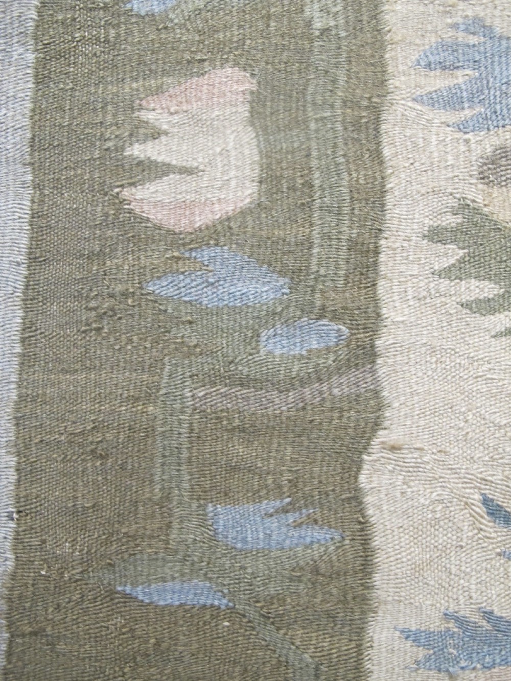 Fine Ukrainian Kilim, 1.95m x 0.98m (6'4