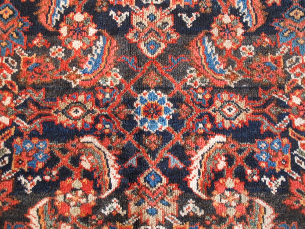 Persian Mahal Carpet. circa 1900, 4.00m x 3.00m View IV