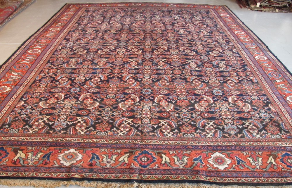 Persian Mahal Carpet. circa 1900, 4.00m x 3.00m View V